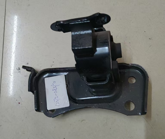 TOYOTA Engine Mount OE 12372-28390 technical drawing