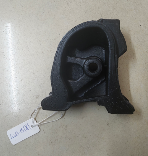 TOYOTA Engine Mount OE 12361-15170
12361-15171
12361-15180
12361-15181
12361-11170
12361-11180
12361-11181 technical drawing