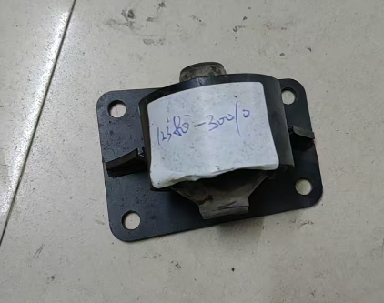 TOYOTA Engine Mount OE 12380-30010 technical drawing