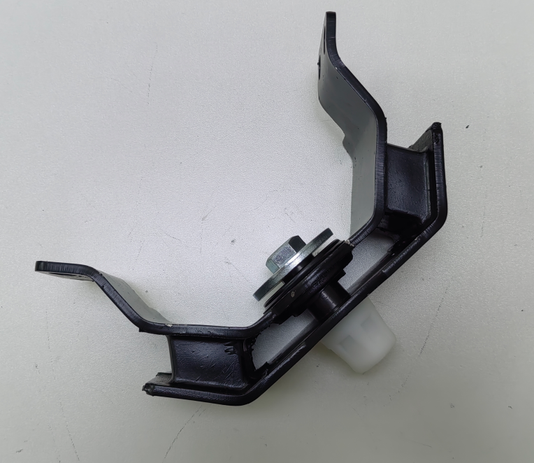 TOYOTA Engine Mount OE 12371-0L080
12371-0L081 technical drawing