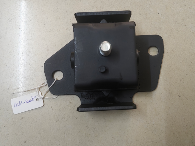 TOYOTA Engine Mount OE 12361-BZ080
12361-BZ030
12361-BZ150
12361-BZ151
12361-BZ152
12361-BZ160
12361-BZ161
12361-BZ162 technical drawing