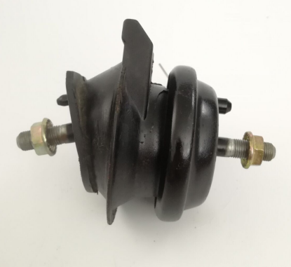 LEXUS Engine Mount OE 12361-50021
12361-50100
12361-50101 technical drawing