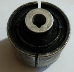 BENZ Bushing OE 205 333 2200 technical drawing